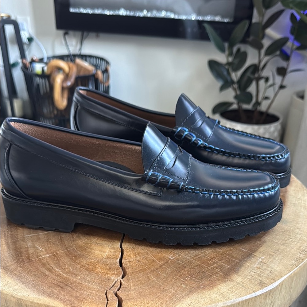 Men's Navy Blue Leather Slip-On Loafers Lug Sole Contrast Stitching 10.5